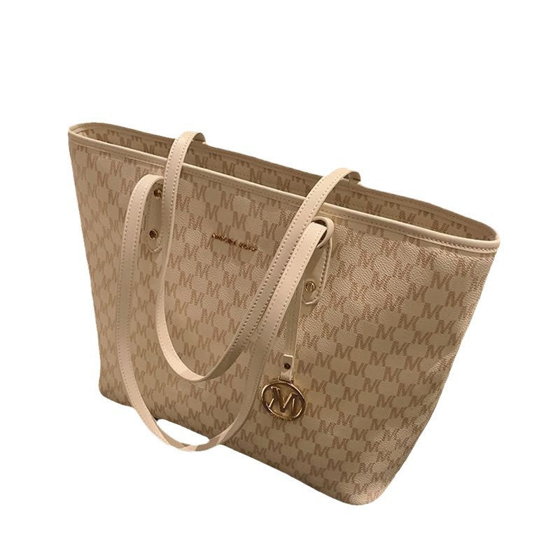 2025 New French Sakura Tote Bag for Women's Commuting, Minority Ins Handbag, Large Capacity Shoulder